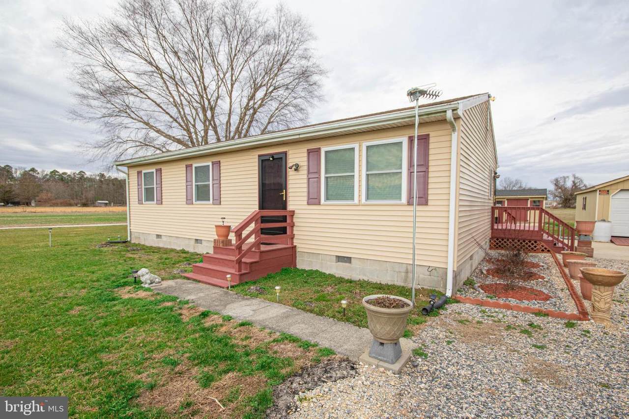 8866 Athol Road - Photo 1