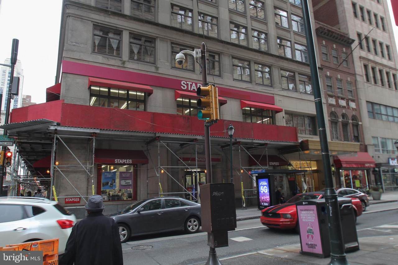 1500 Chestnut Street - Photo 1