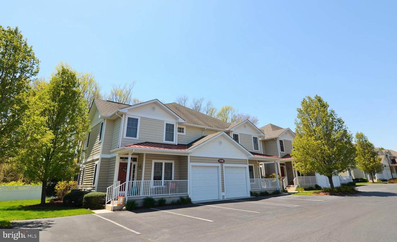 37494 Kaitlyn Drive - Photo 1
