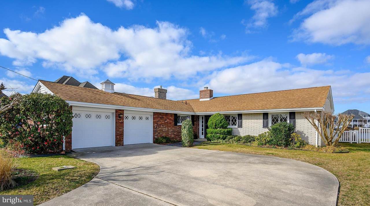 1915 Marlin Drive - Photo 1