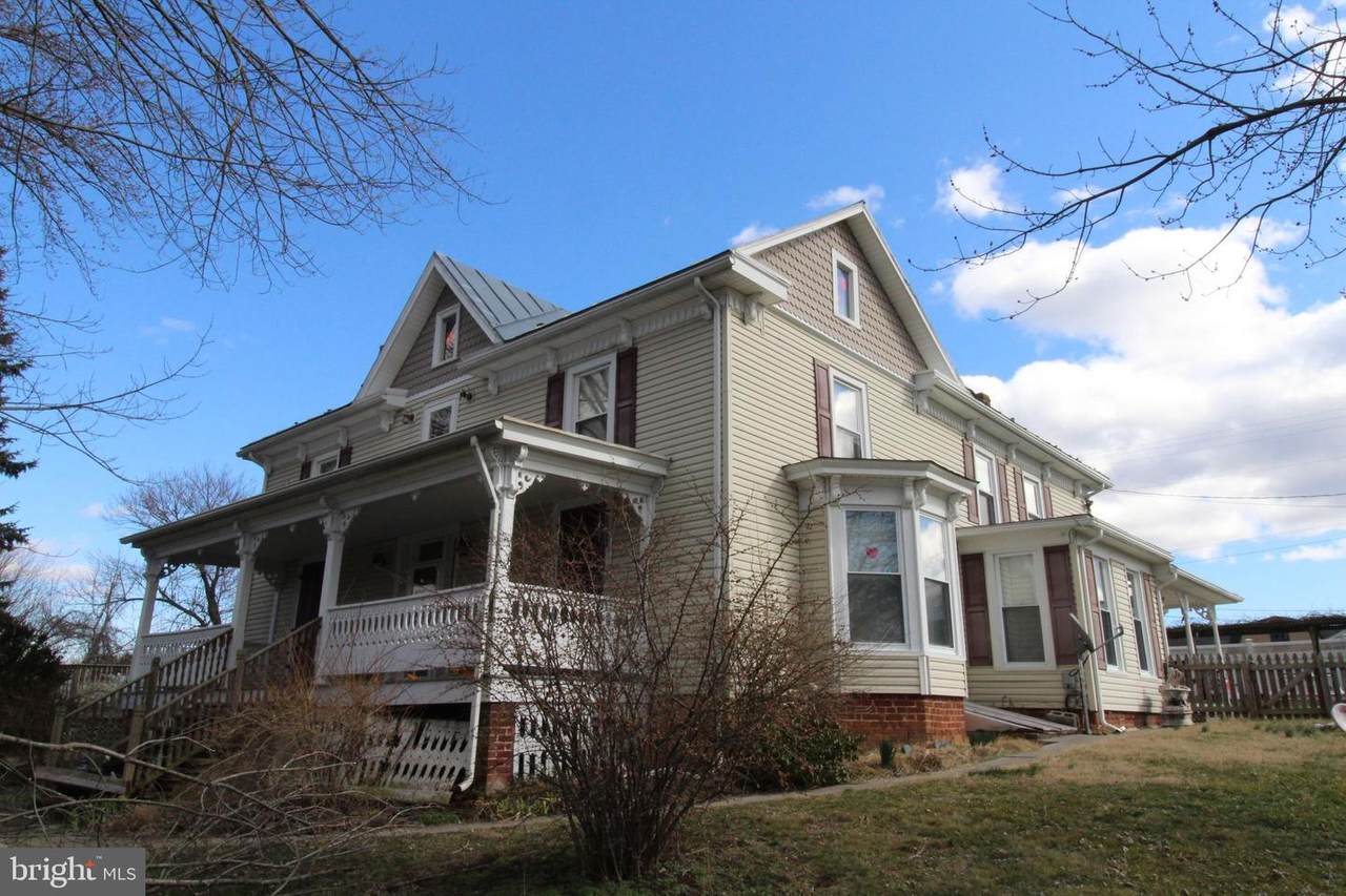 371 Main Street - Photo 1