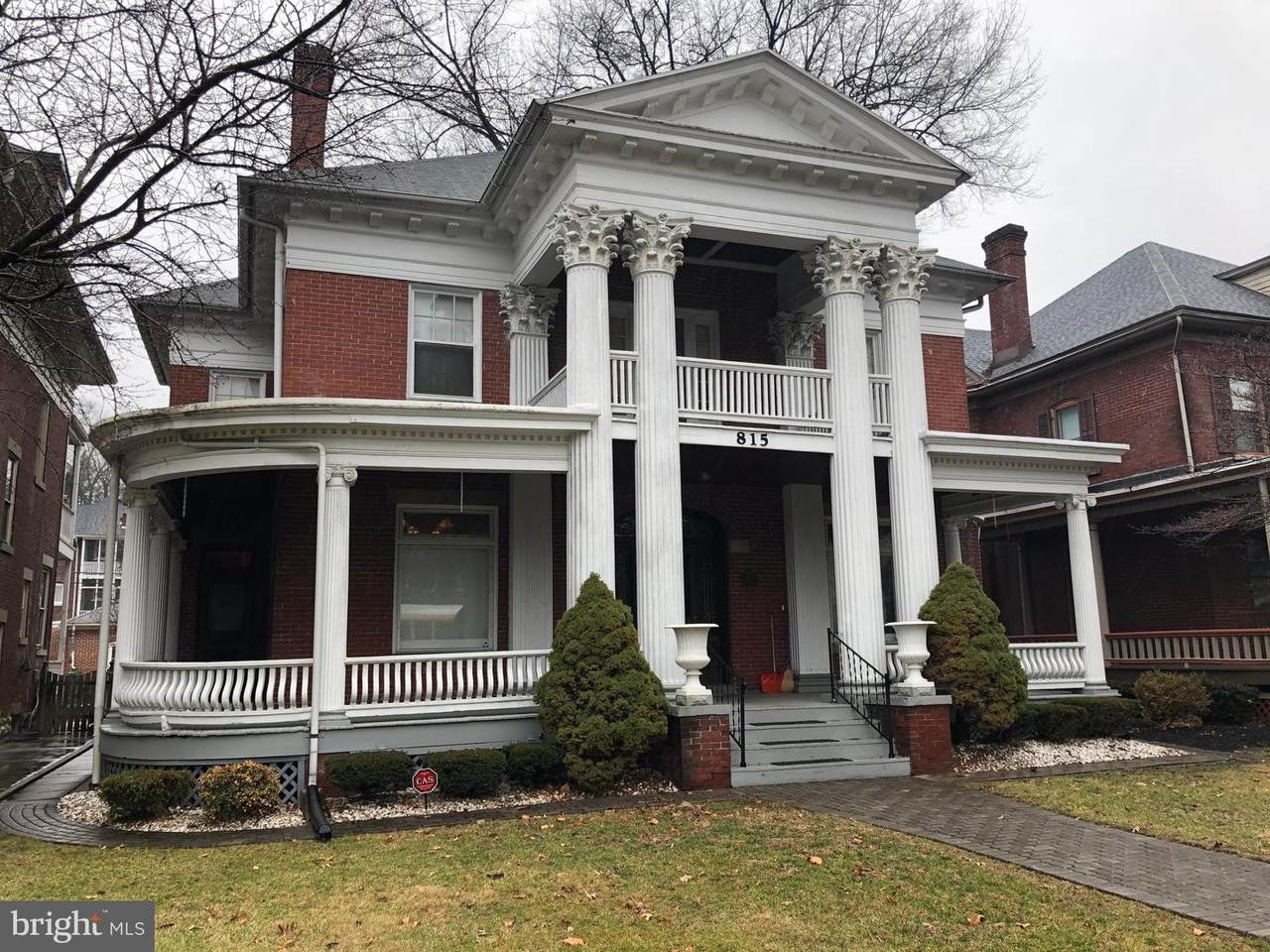 815 Oak Hill Avenue - Photo 1