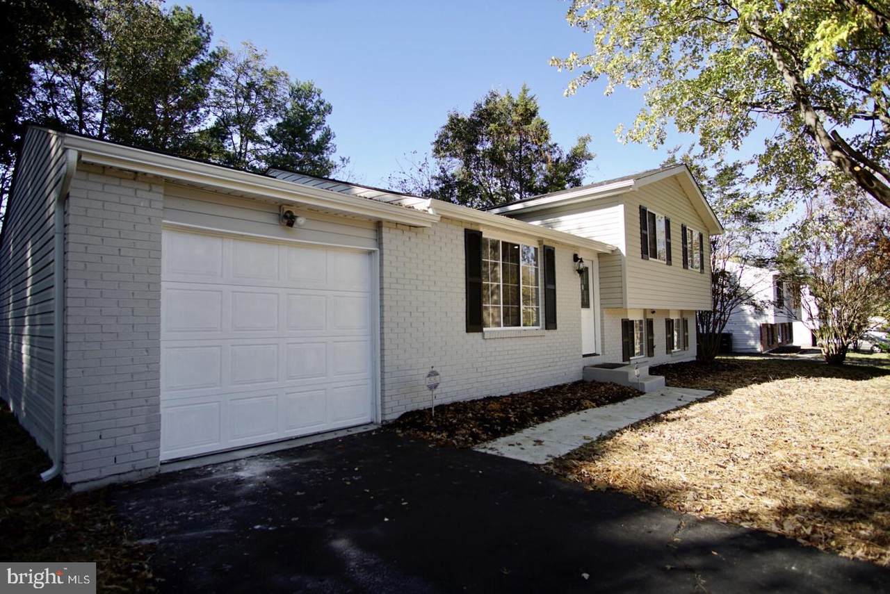 8707 Shannan Drive - Photo 1