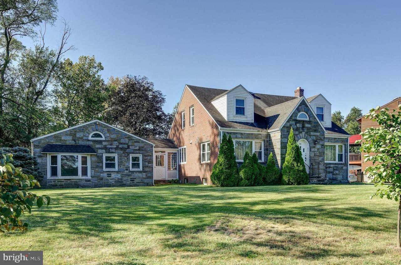 235 Park Drive - Photo 1