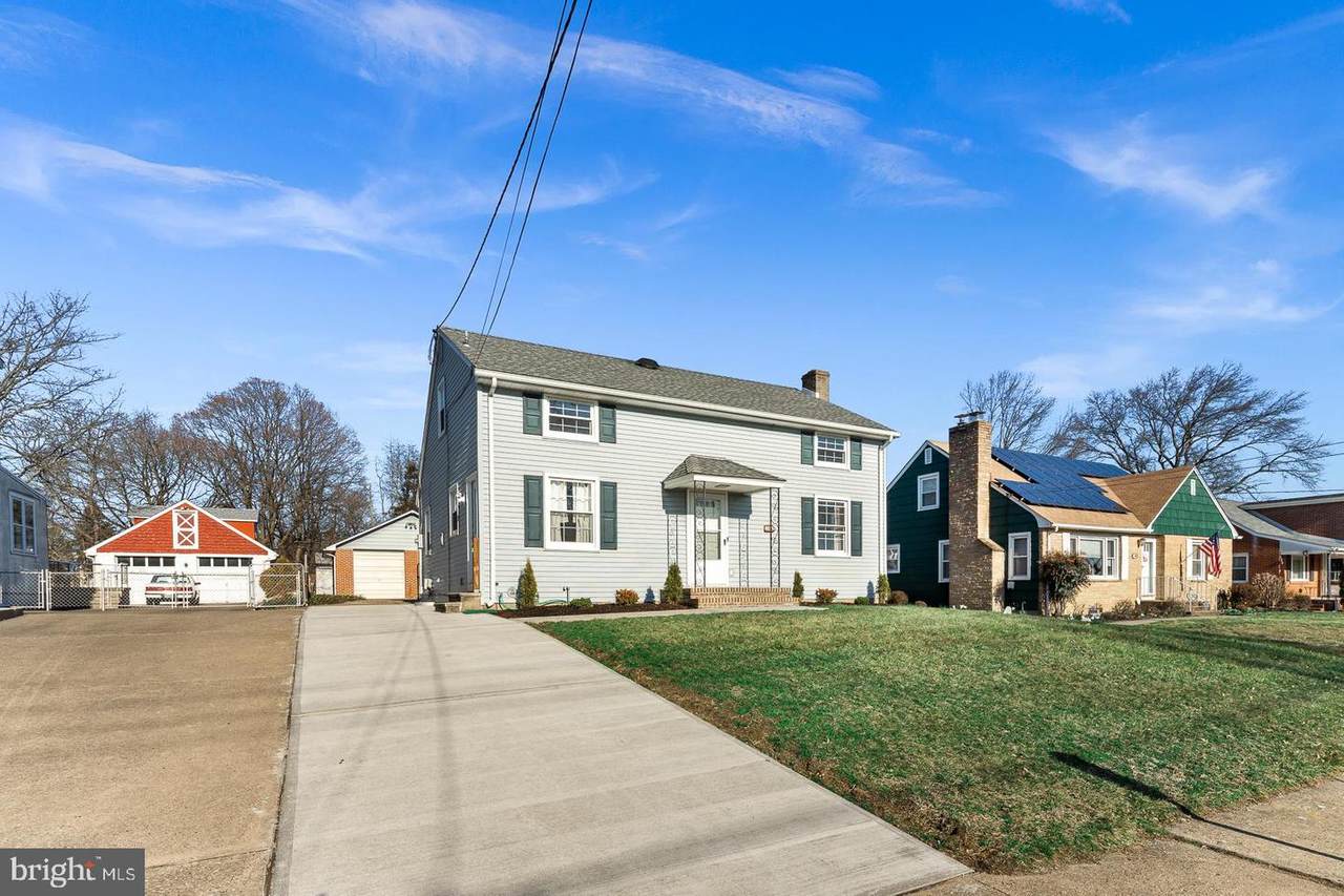 164 Leonard Avenue - Photo 1