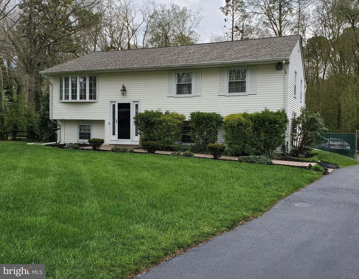 1313 Cedarbrook Avenue - Photo 1