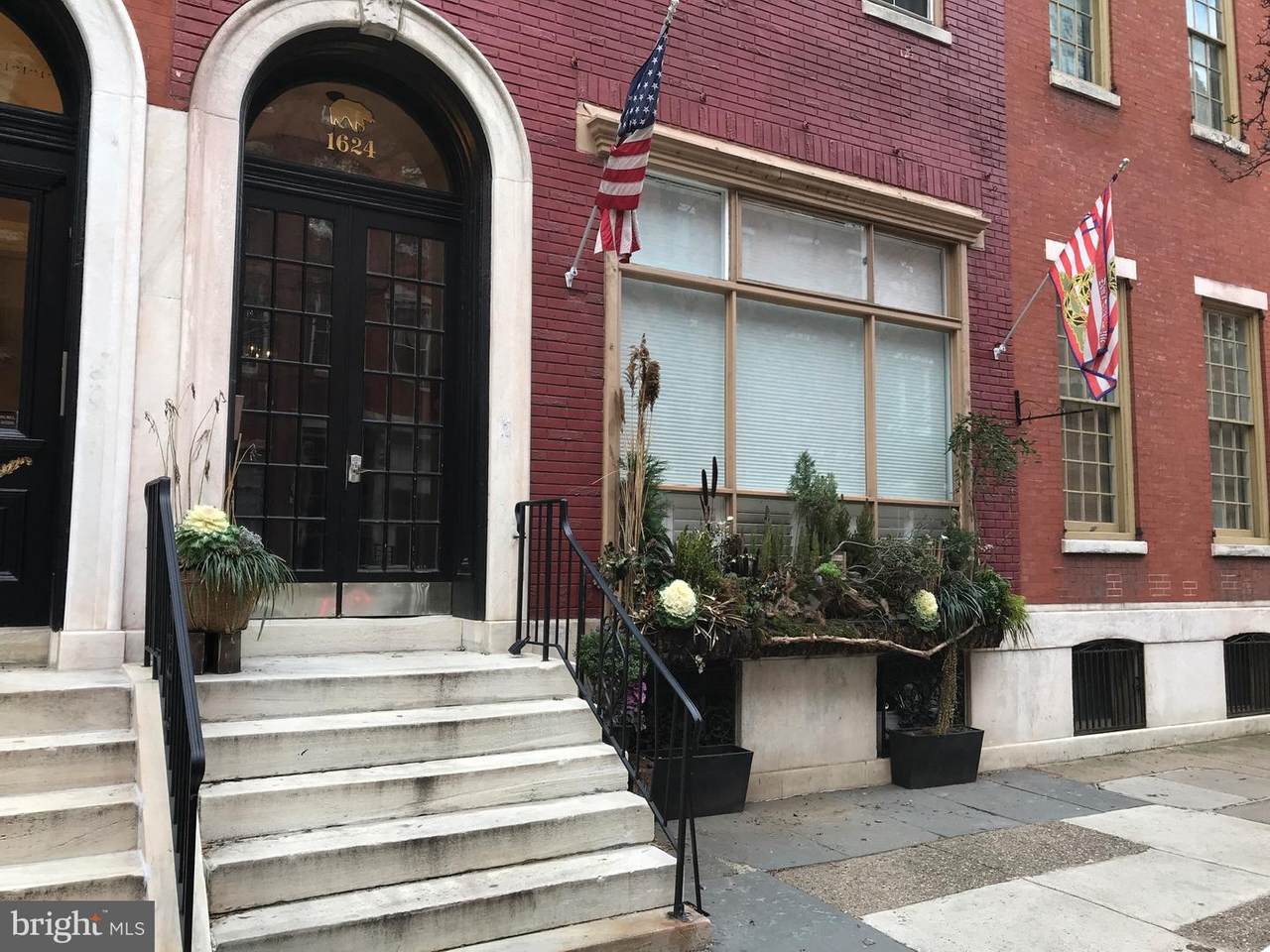 1624 Spruce Street - Photo 1