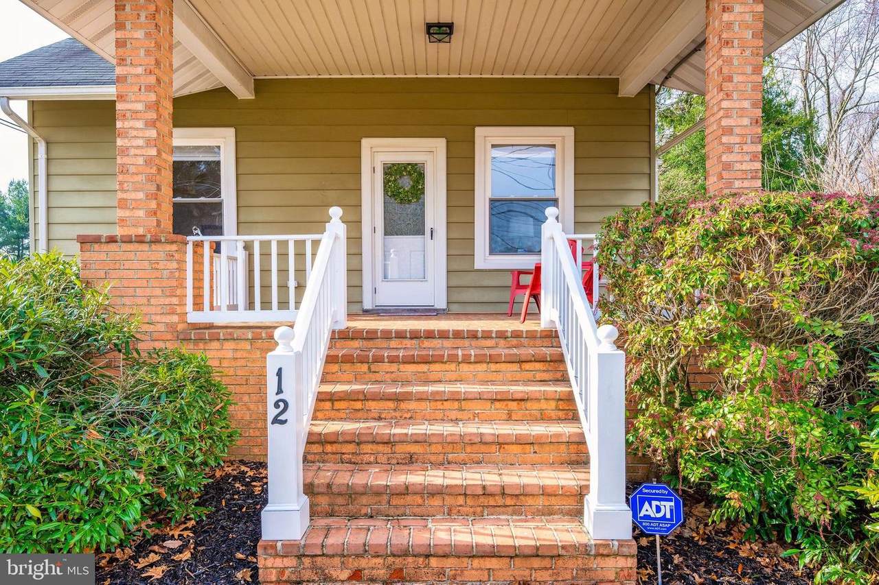 12 Paradise Avenue - Photo 1