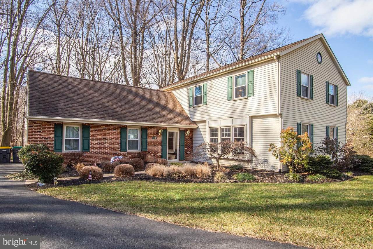 54 Kings Grant Road - Photo 1