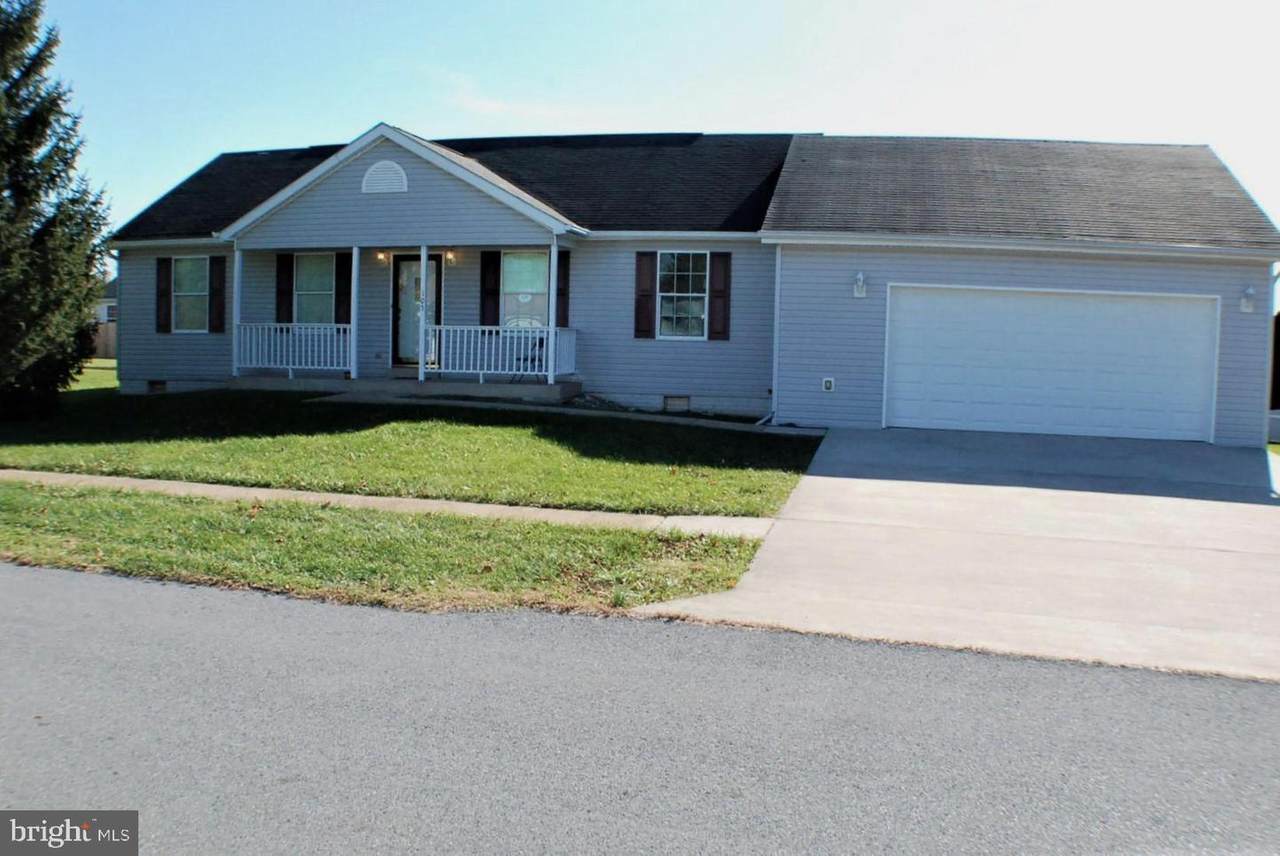 105 Michelle Drive - Photo 1