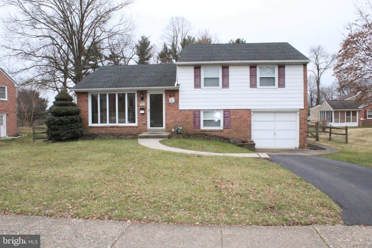 632 Vernon Road - Photo 1