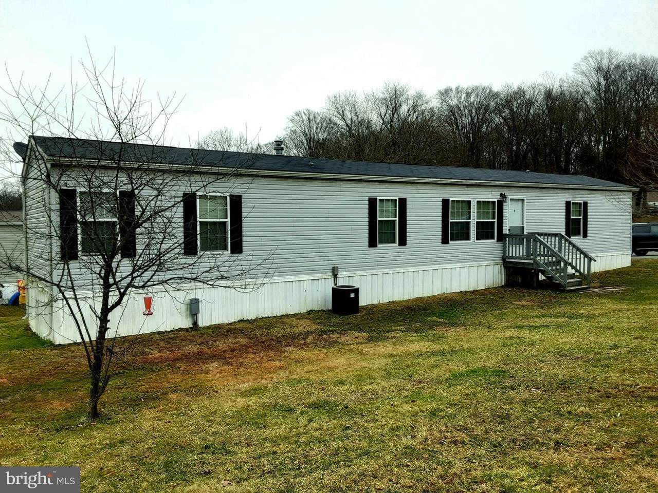 11 Beechnut Drive - Photo 1