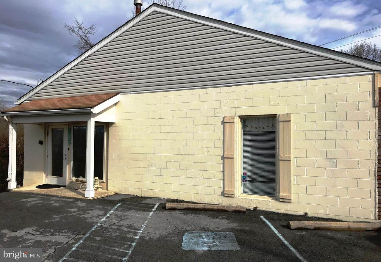 606 Massanutten Avenue - Photo 1