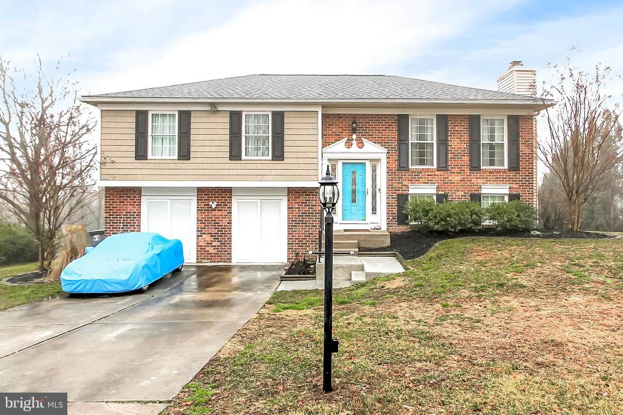 303 Regal Drive - Photo 1