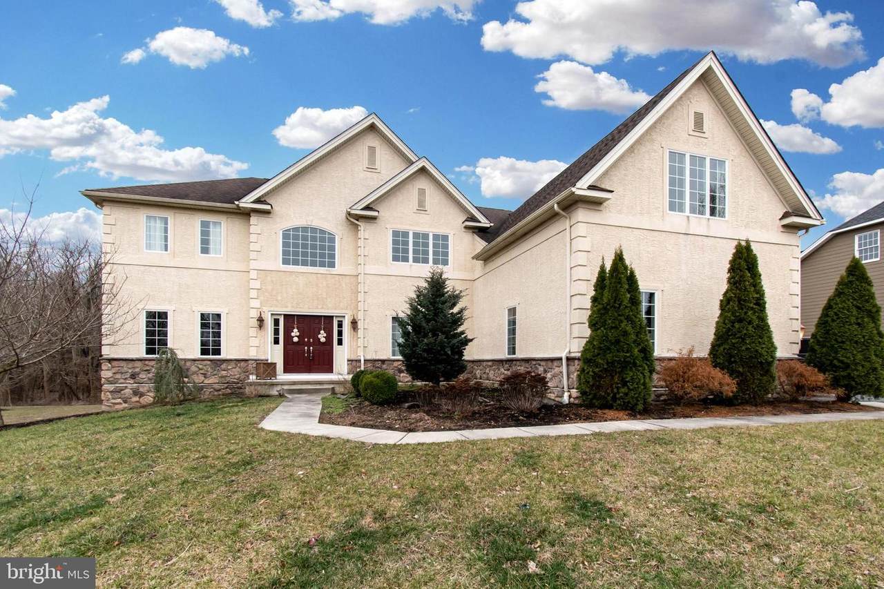 1322 Healy Court - Photo 1