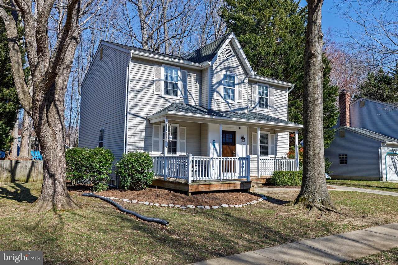 3220 Blackwalnut Drive - Photo 1