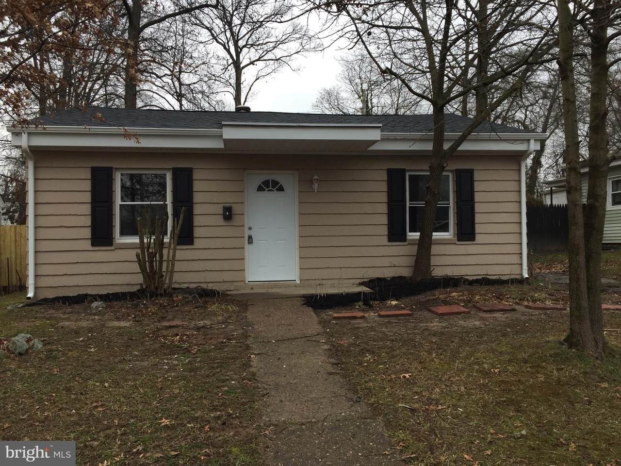 425 Carver Drive - Photo 1