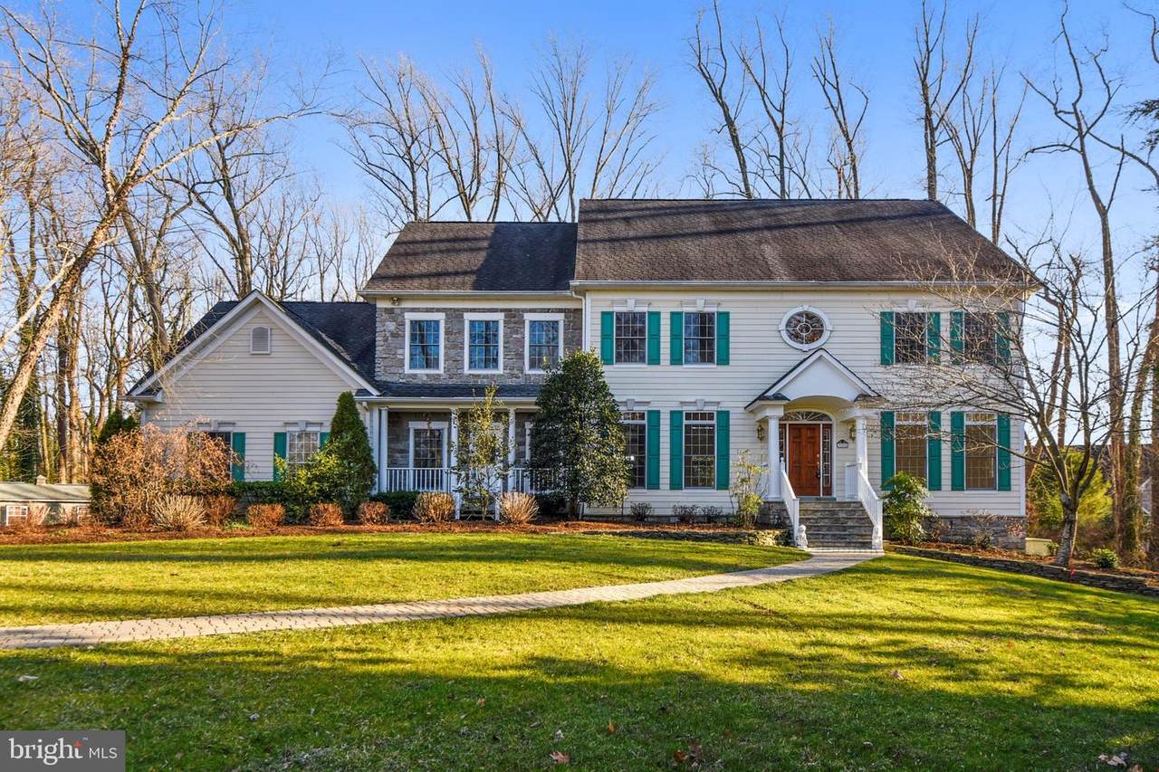 311 Kyle Road - Photo 1