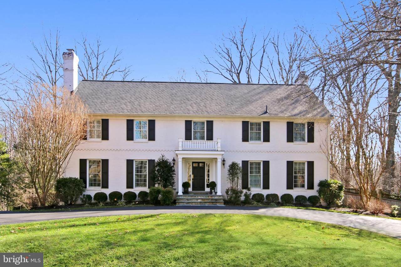 9417 Tobin Circle - Photo 1