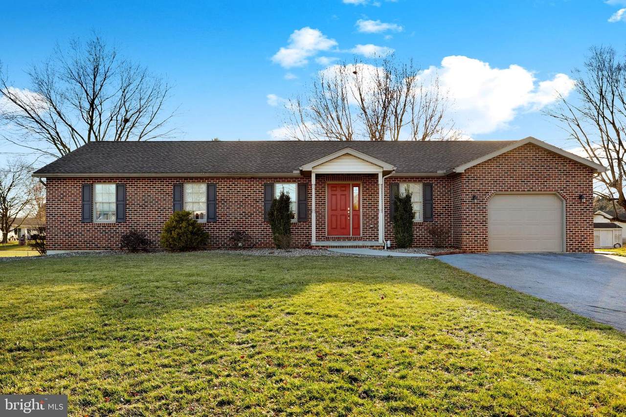 1540 Brenda Drive - Photo 1