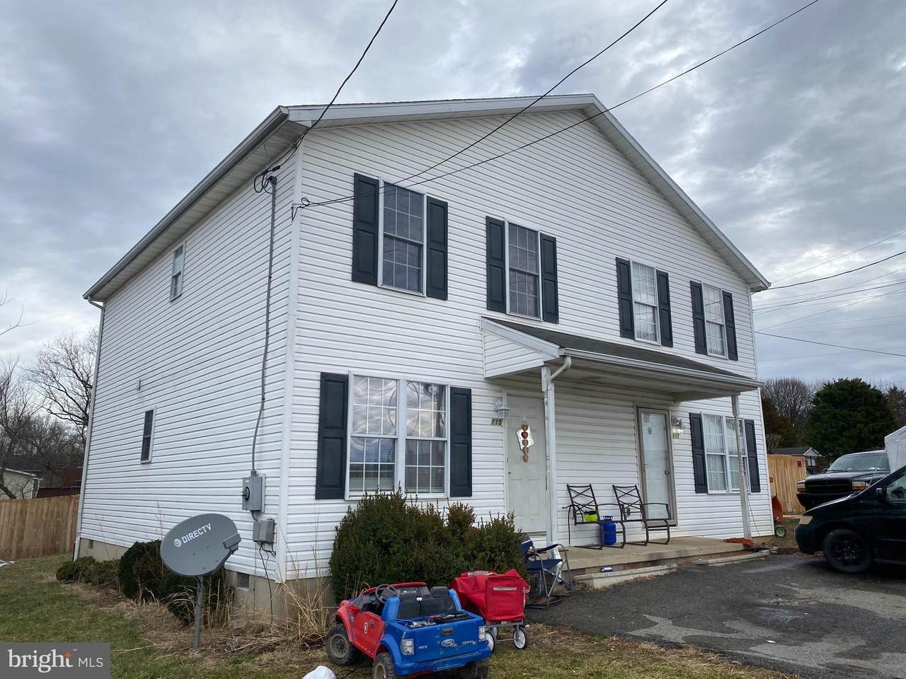 115-117 East Road - Photo 1