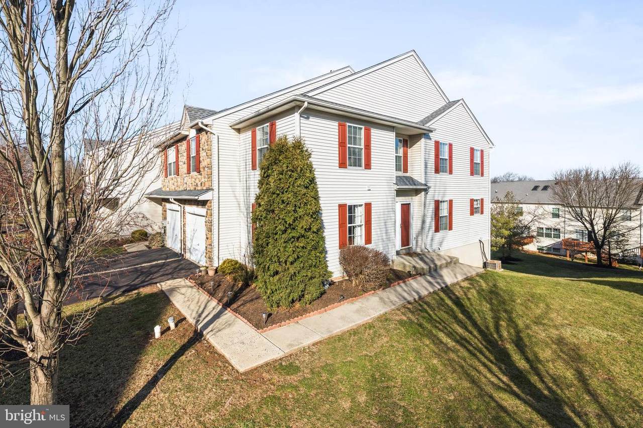 459 Glenn Rose Circle - Photo 1