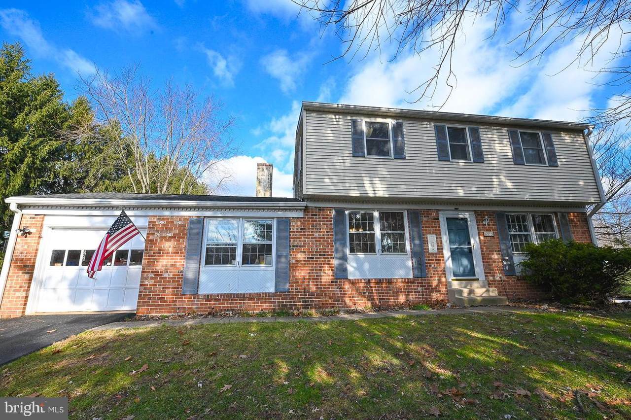 624 Fretz Road - Photo 1