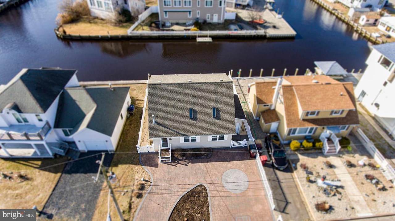 110 Cypress Lane - Photo 1