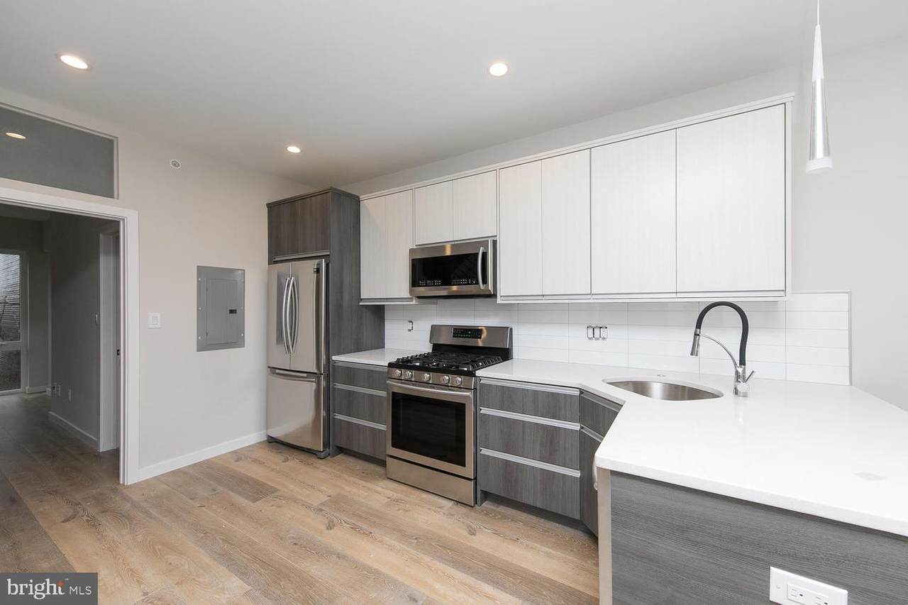1534 7TH Street - Photo 1
