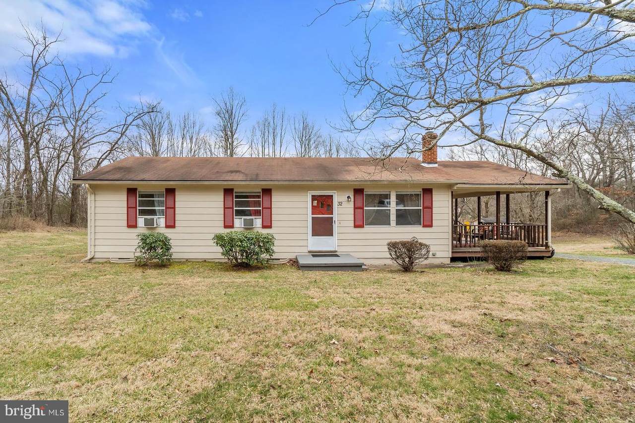 32 Scrabble Road - Photo 1