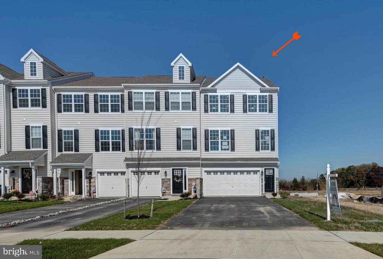 1413 Carrick Court - Photo 1
