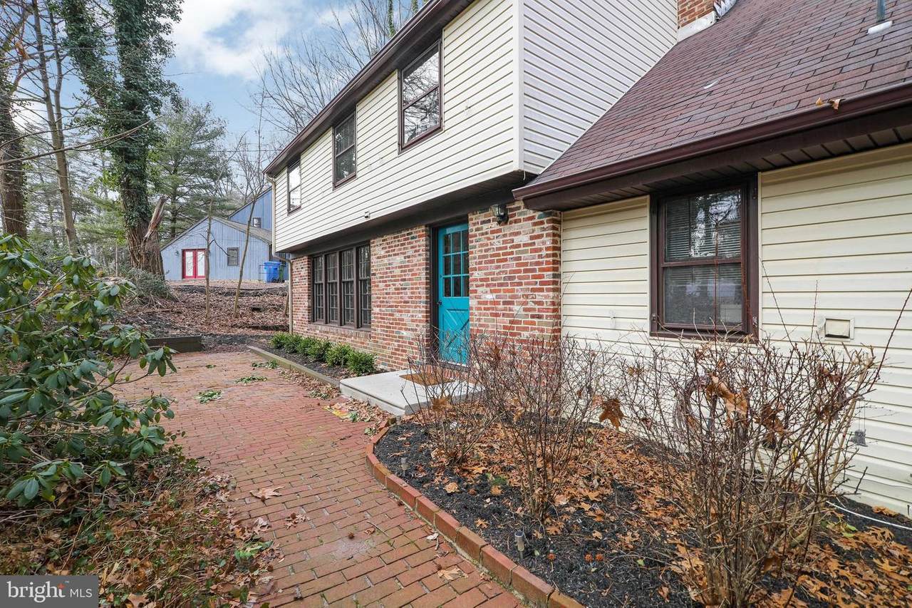 1298 Marlkress Road - Photo 1