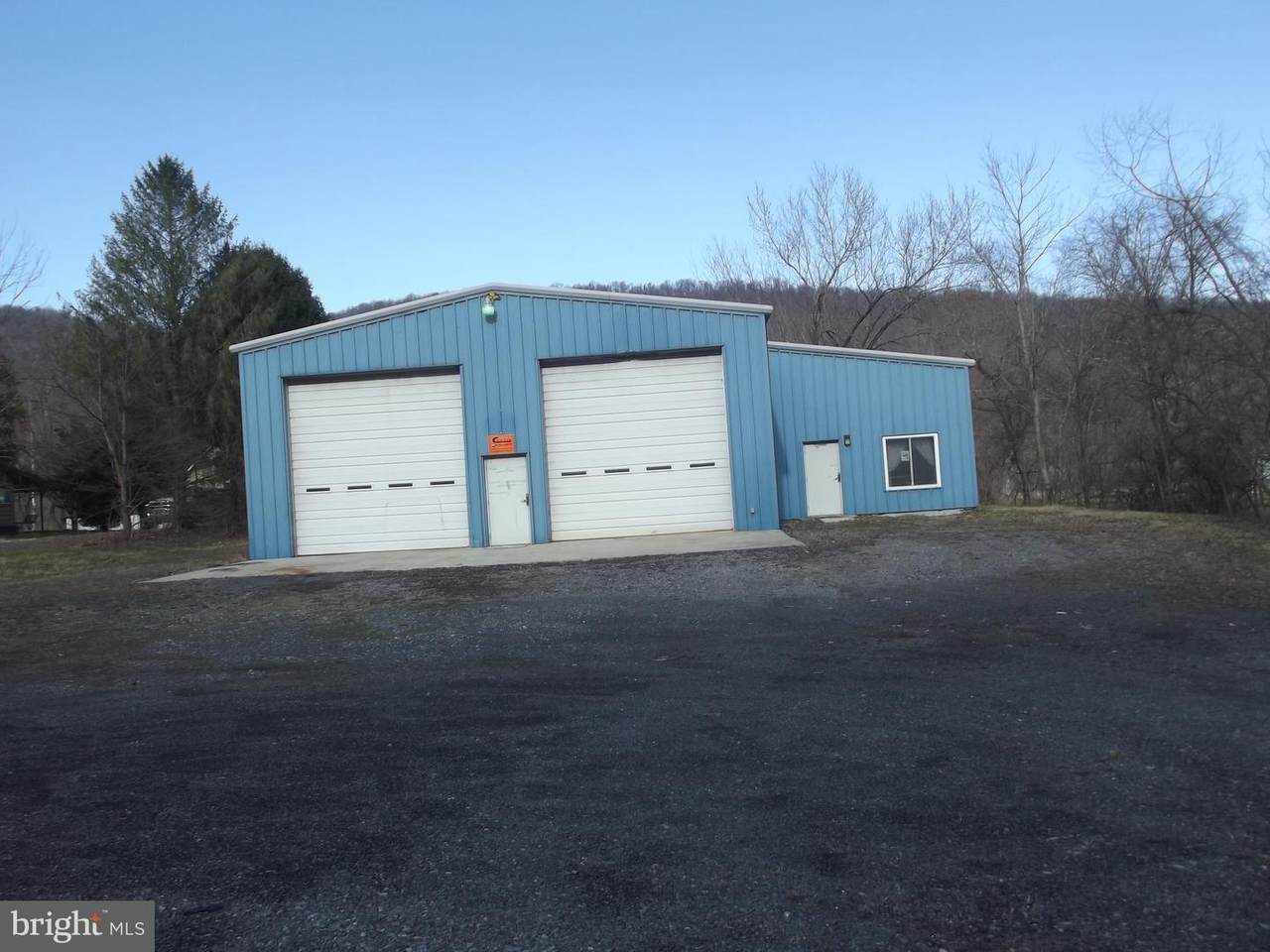 1879 Cumberland Road - Photo 1