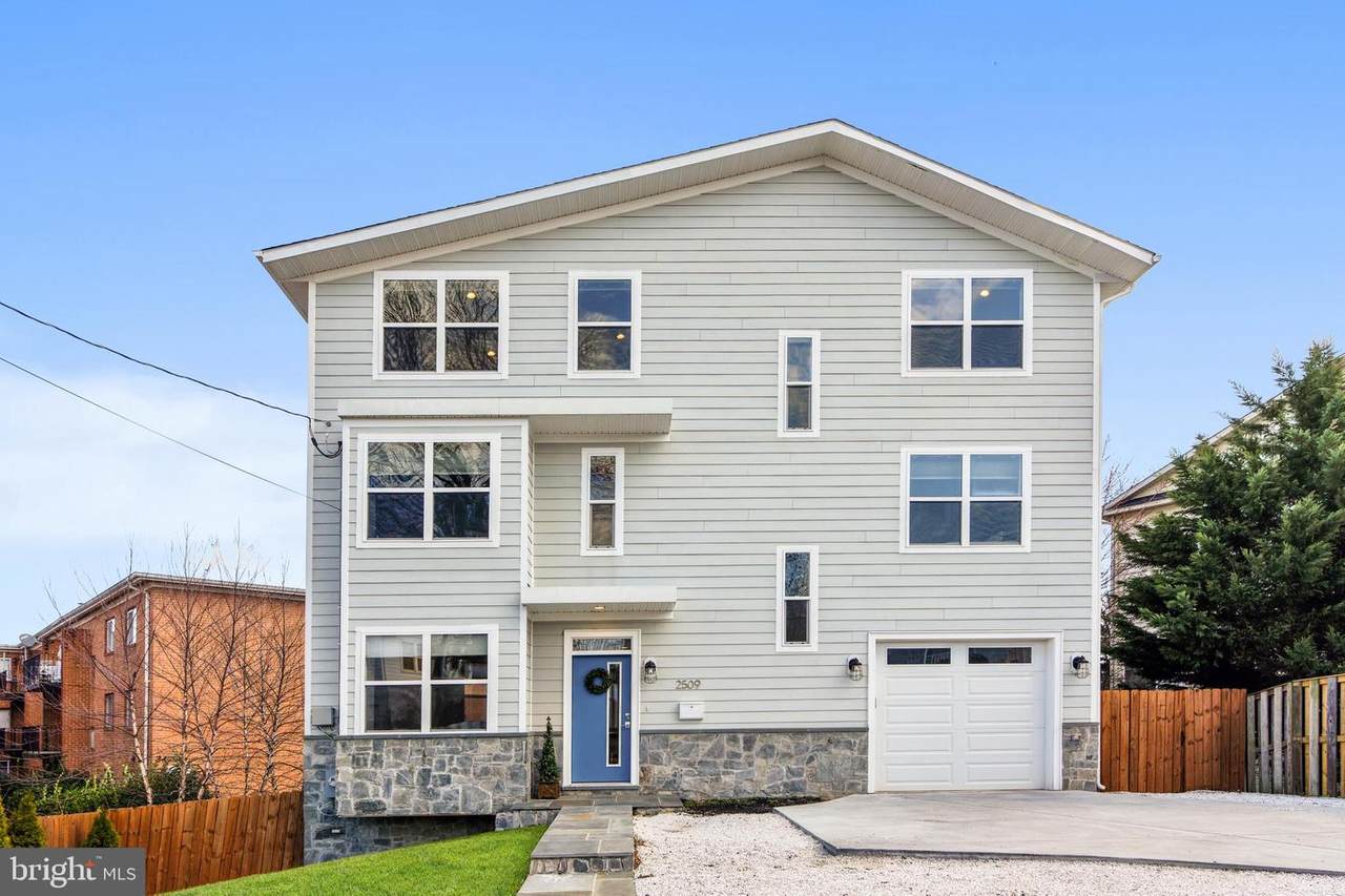 2509 Kenwood Street - Photo 1