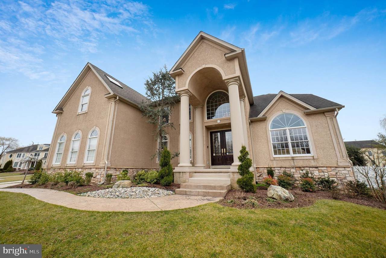16 Manor House Court - Photo 1