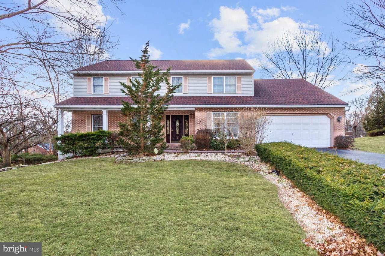 1 Valley Drive - Photo 1