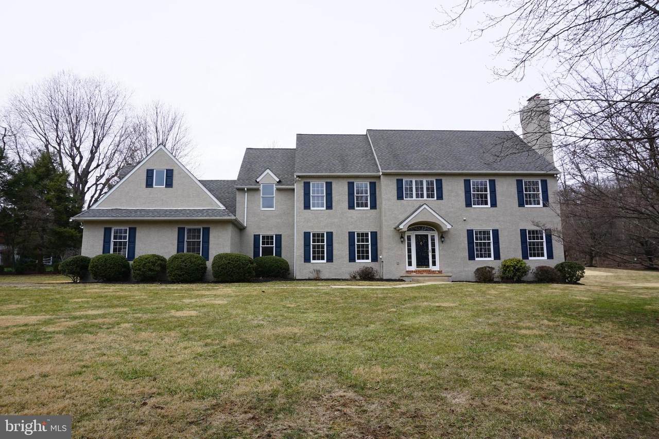 5281 Rogers Circle - Photo 1