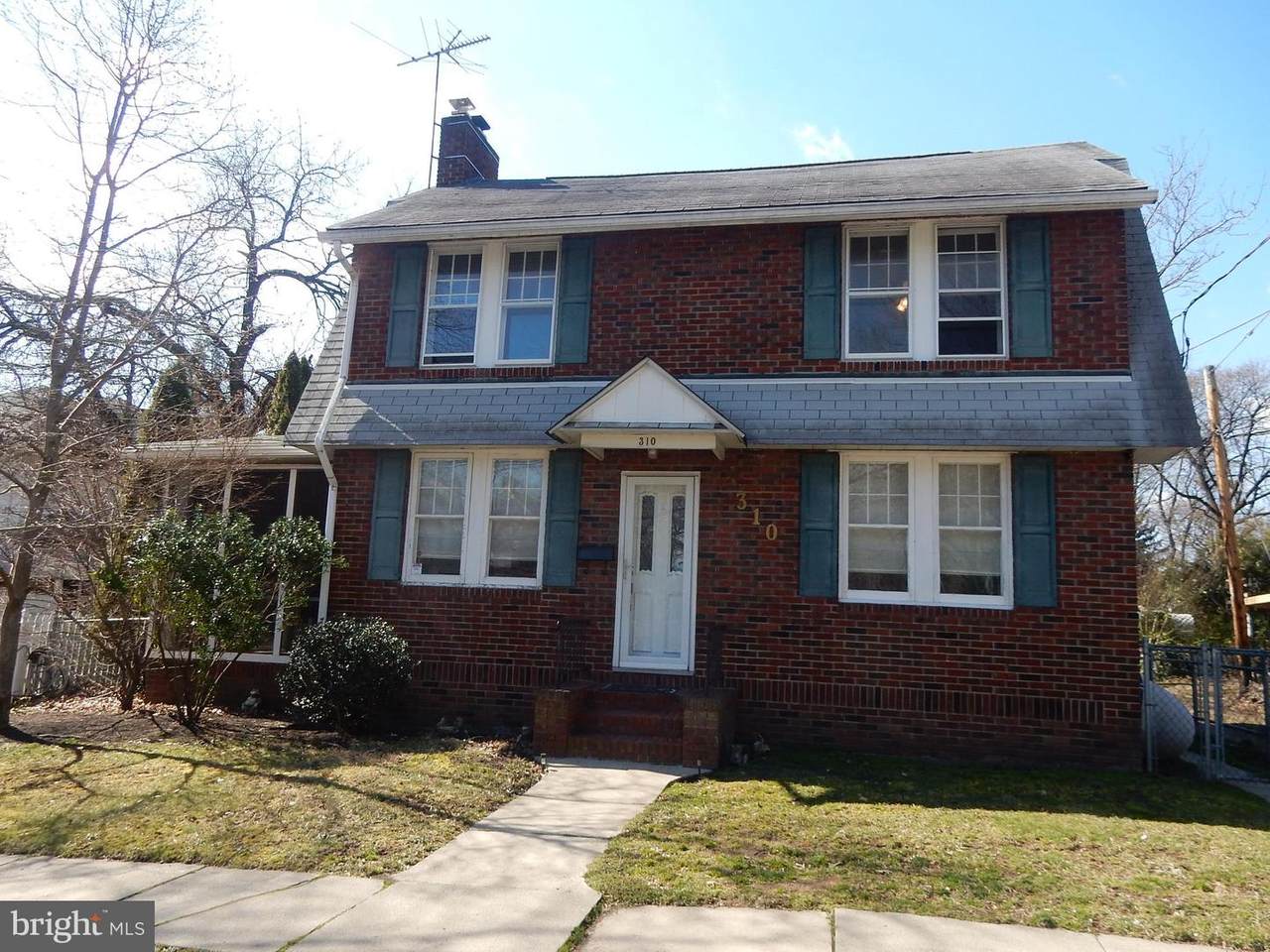 310 Buttonwood Street - Photo 1 310 Buttonwood Street - Photo 1