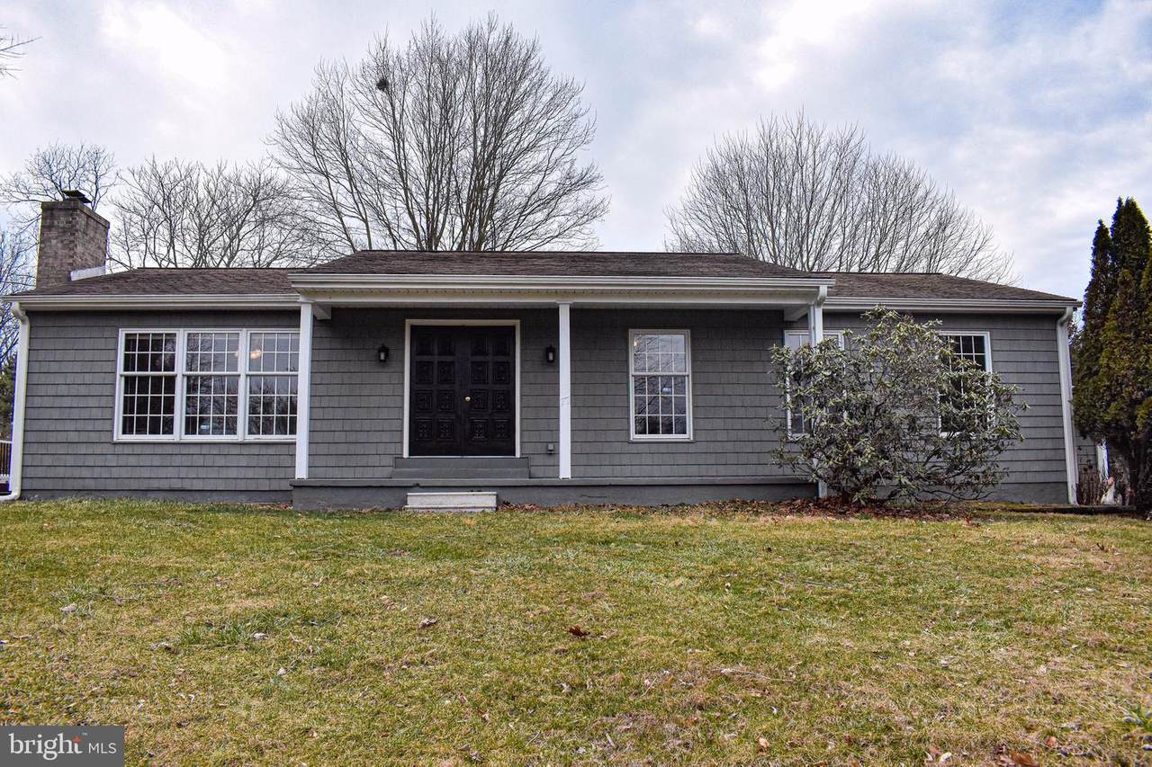77 Canadian Drive - Photo 1