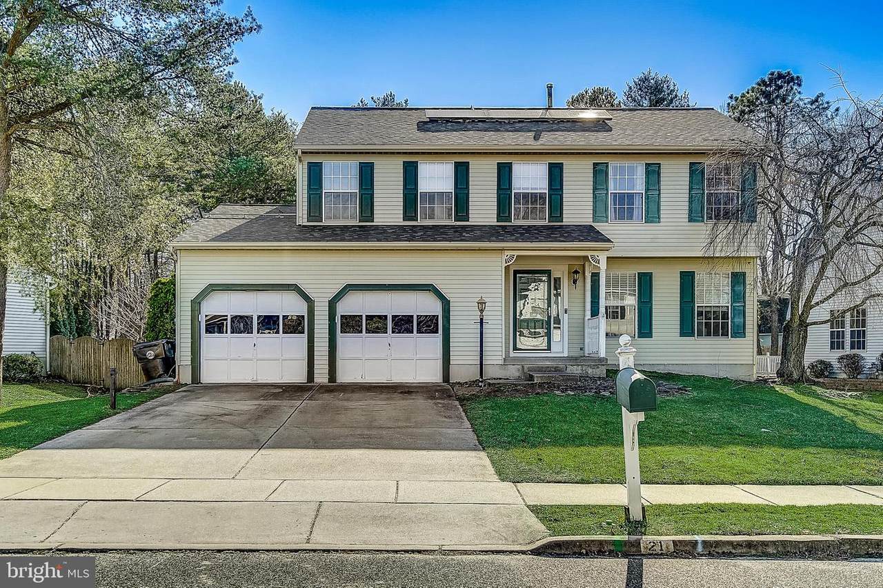 21 Rosalind Circle - Photo 1