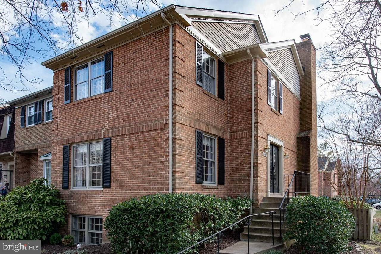 8265 Cedar Landing Court - Photo 1