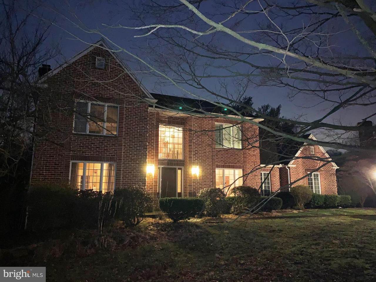 2878 Wimbledon Lane - Photo 1
