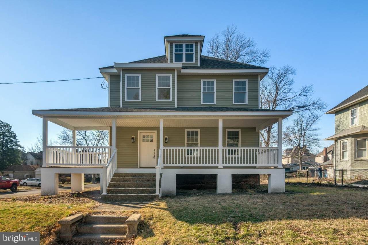 101 Woodlawn Avenue - Photo 1