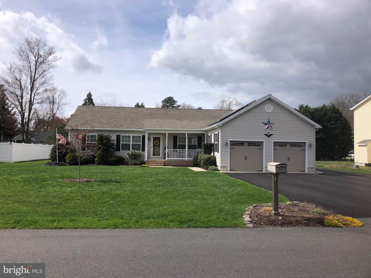 88 Comanche Circle - Photo 1