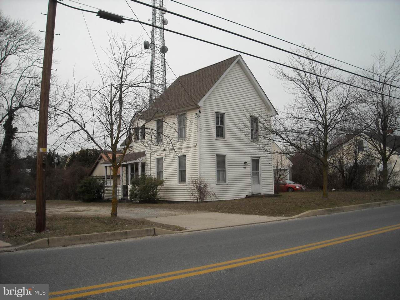 311 6TH Street - Photo 1