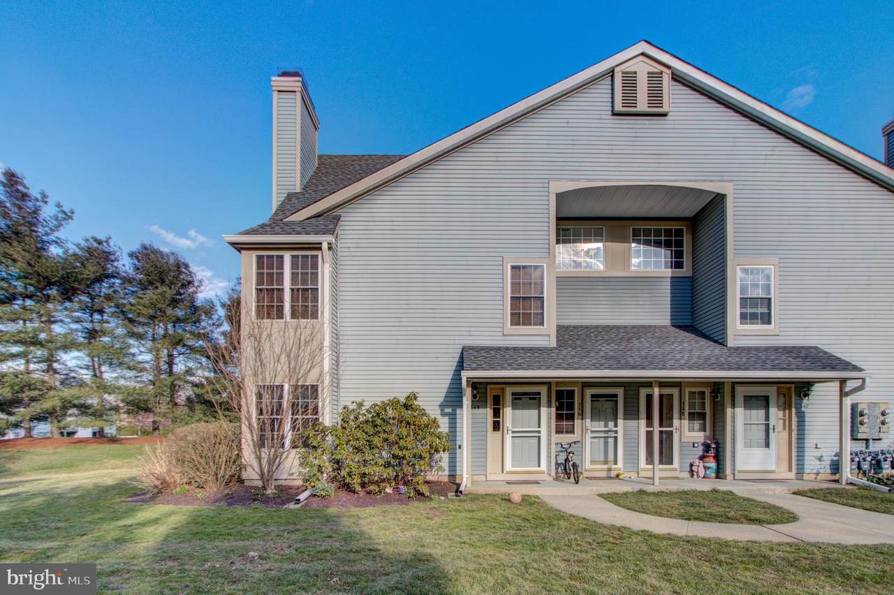 345 Andover Place - Photo 1