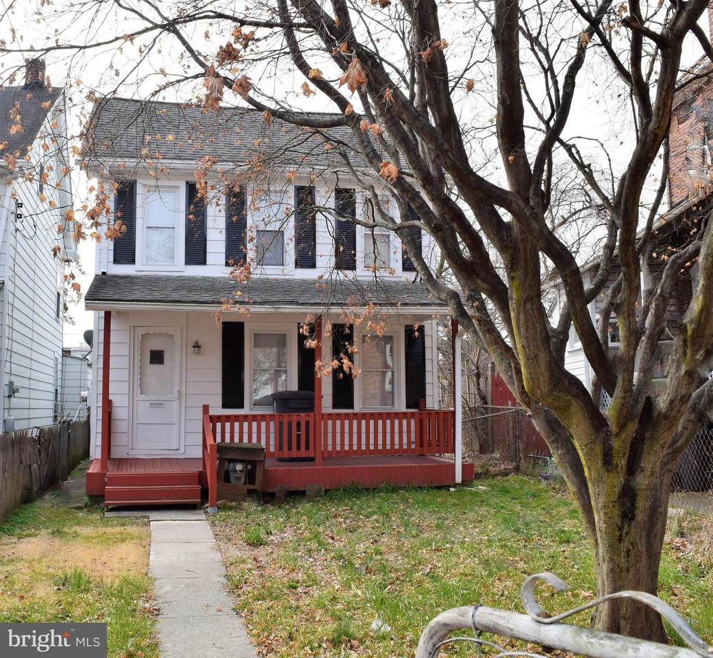 342 Lincoln Avenue - Photo 1