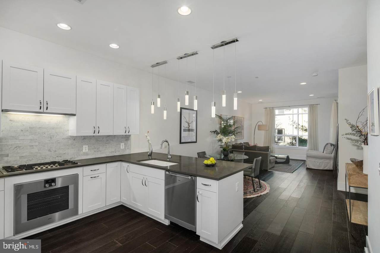410 Front Street - Photo 1