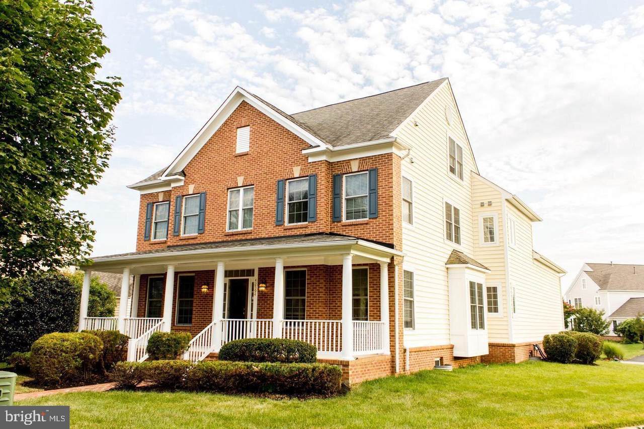 42594 Good Hope Lane - Photo 1