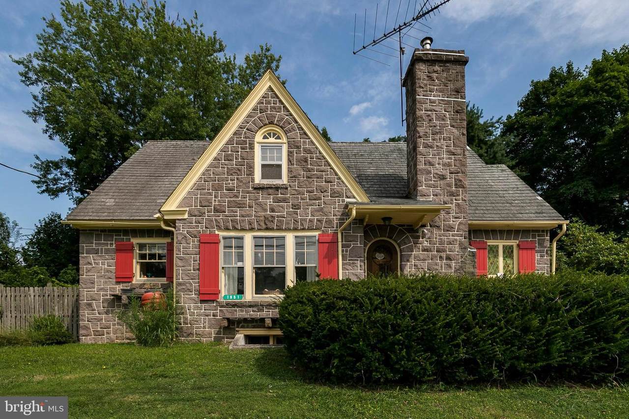 1951 Ridge Road - Photo 1